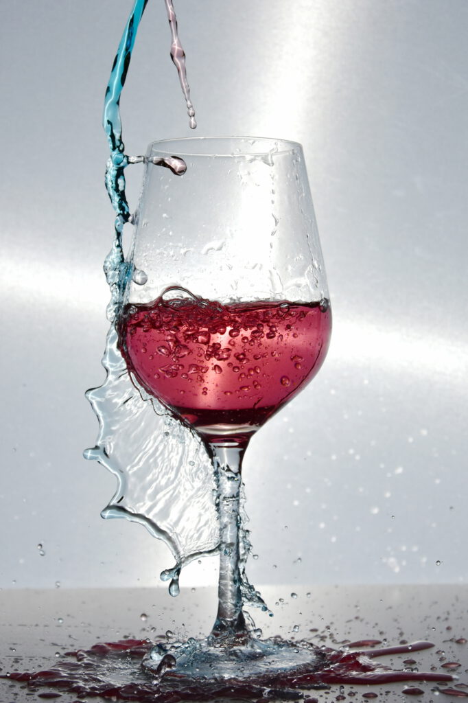 Flüssigkeit im Weinglas